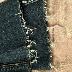 American Eagle Size 2 Short Jeans